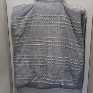 Full / Queen Light Blue / White Comforter